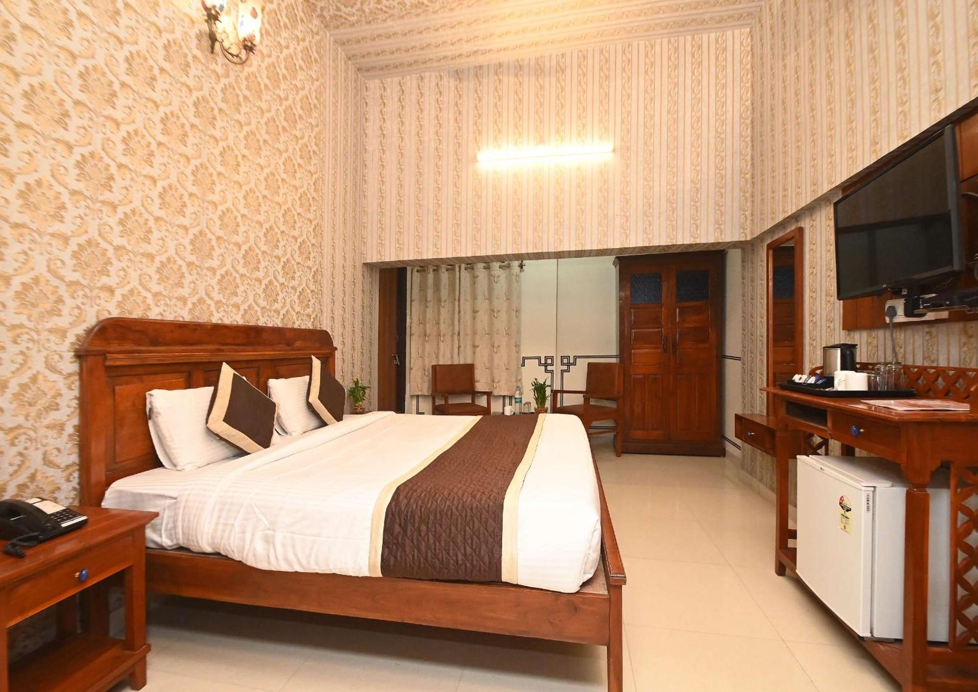 Virasat Mahal Heritage Hotel-Jaipur City Center Экстерьер фото