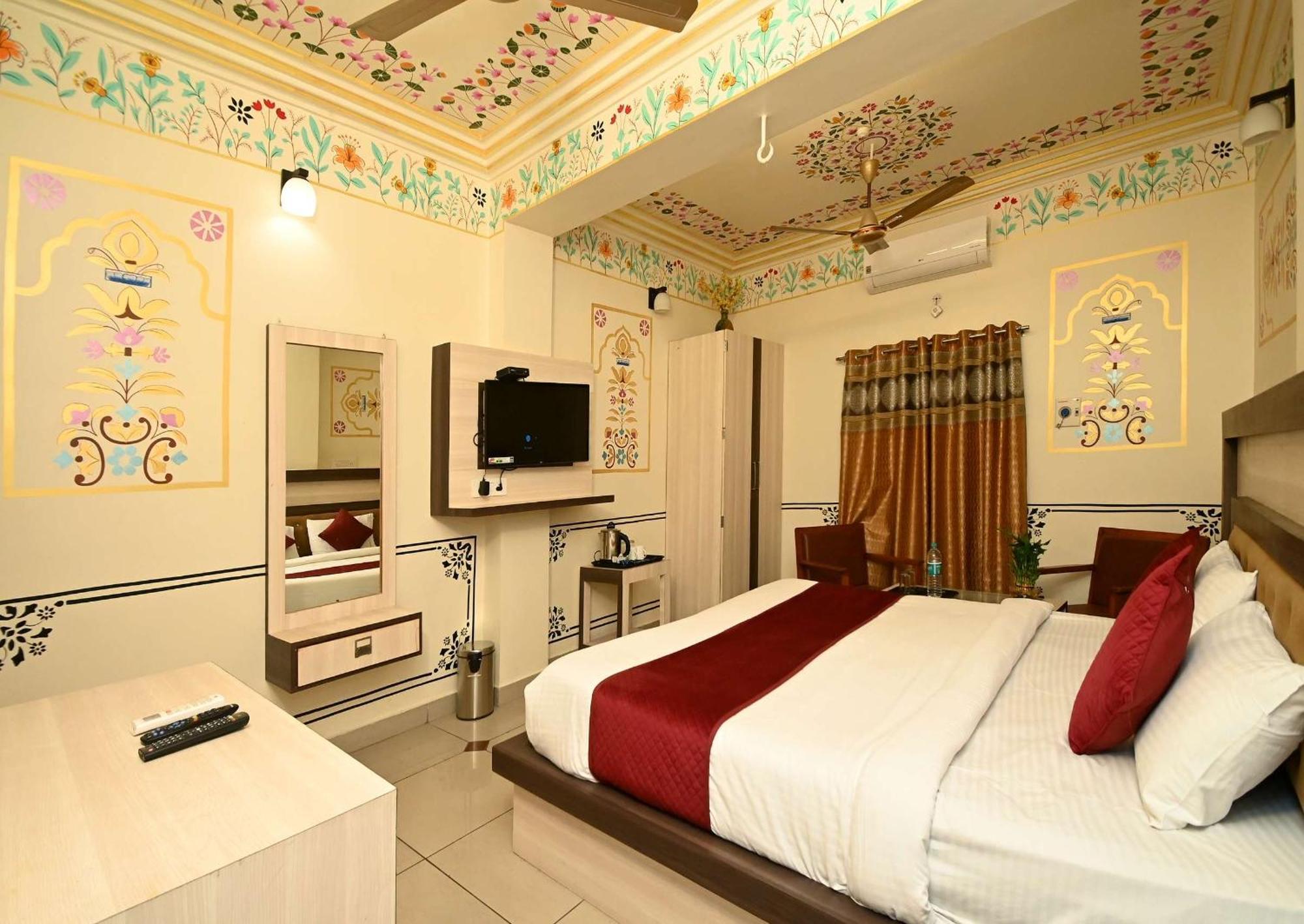 Virasat Mahal Heritage Hotel-Jaipur City Center Экстерьер фото